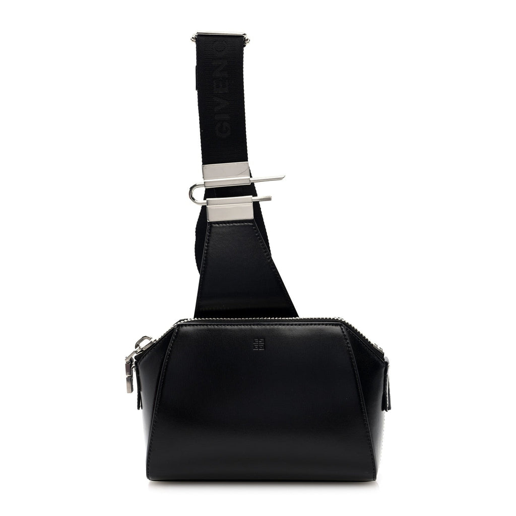 Box Calfskin Antigona U Crossbody Bag Black
