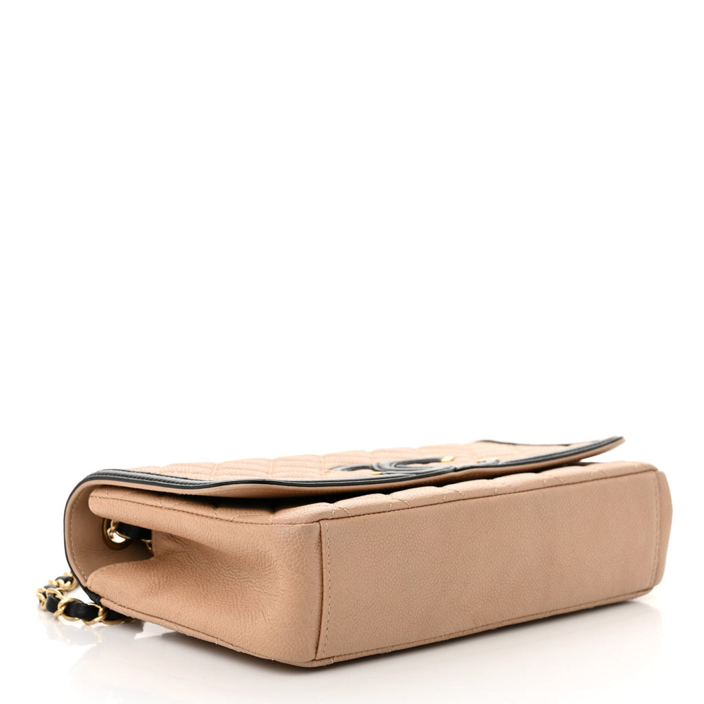 Caviar Quilted Medium CC Filigree Flap Beige Black
