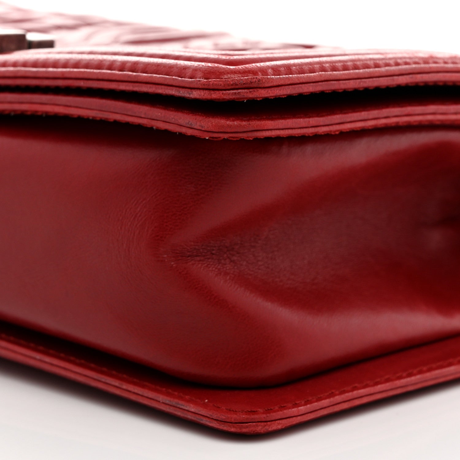 Lambskin Medium Celtic Boy Flap Red