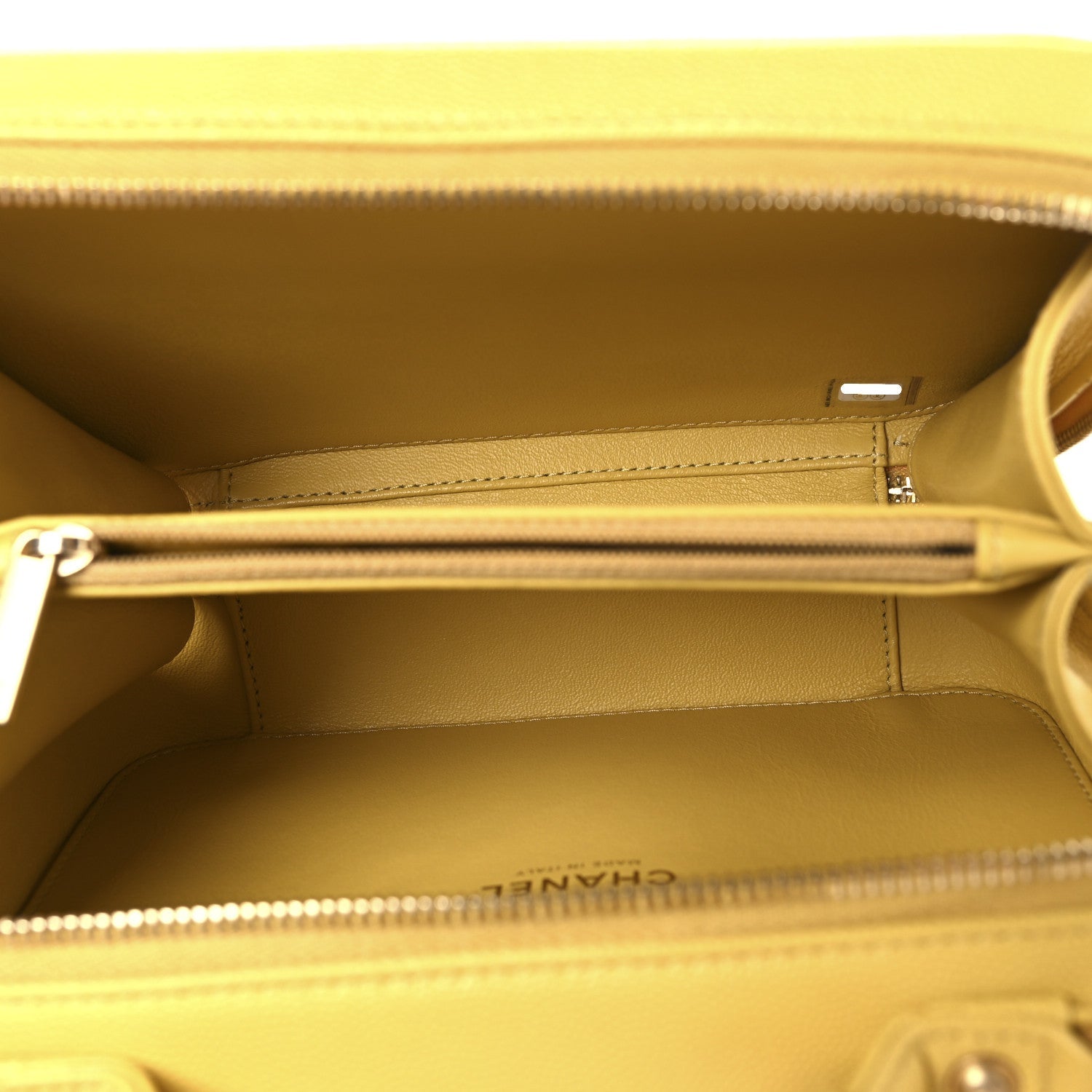 Caviar Quilted Medium CC Filigree Vanity Case Yellow