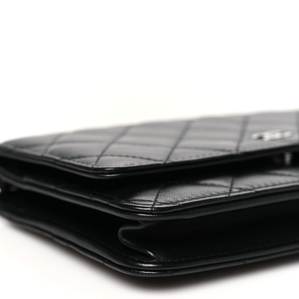 Lambskin Quilted Wallet On Chain WOC Black