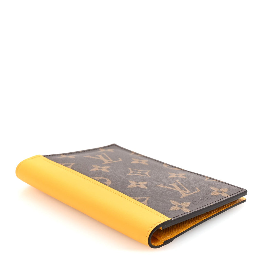 Monogram Macassar Passport Cover Jaune