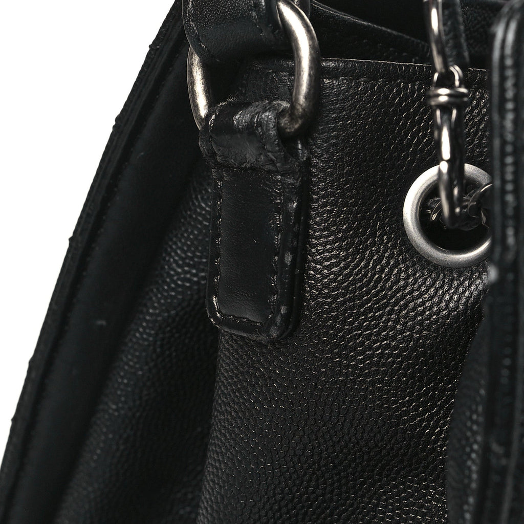 Caviar Quilted Medium CC Bucket Bag Black