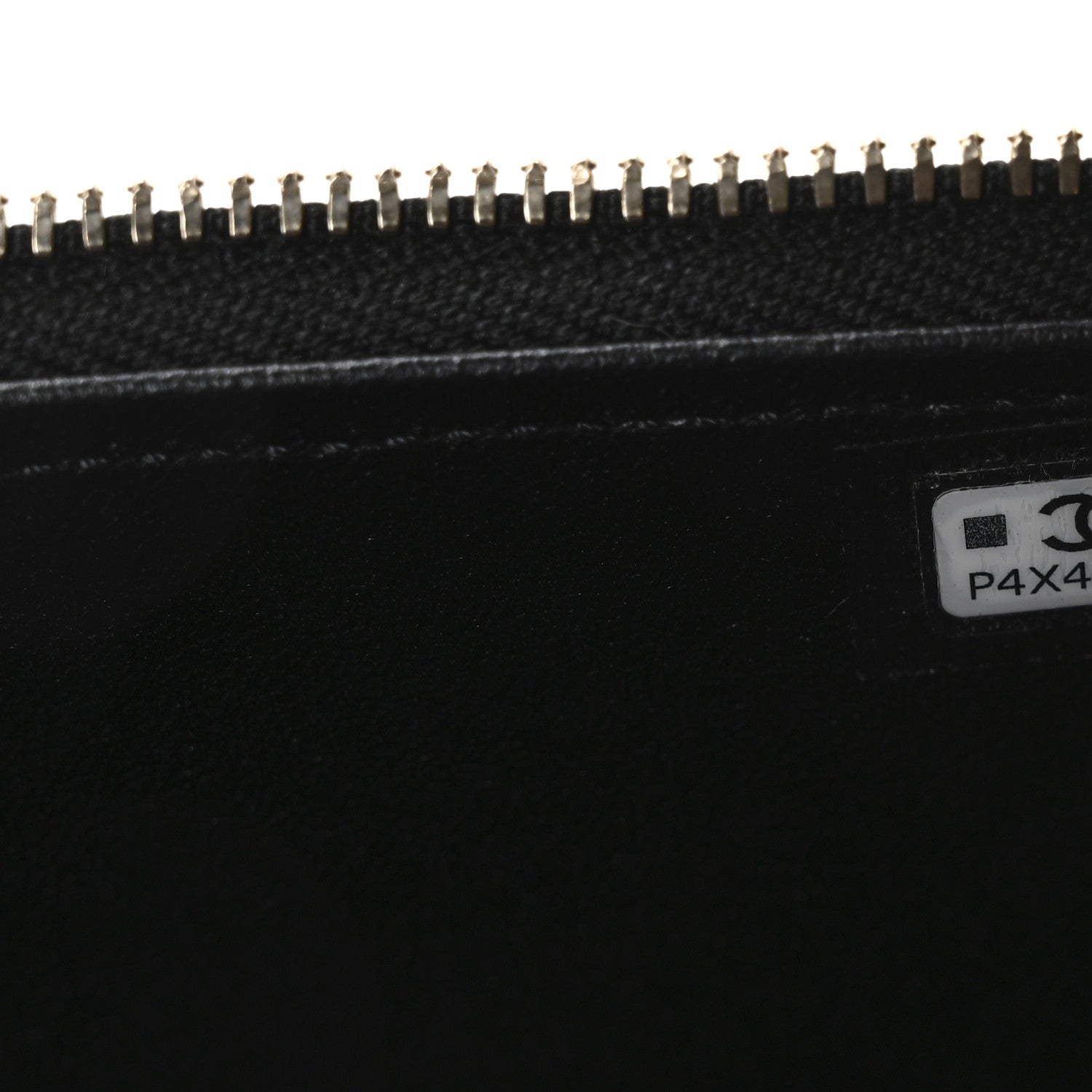 Lambskin Enamel Quilted Roller Skate Small Vanity Case With Chain Black