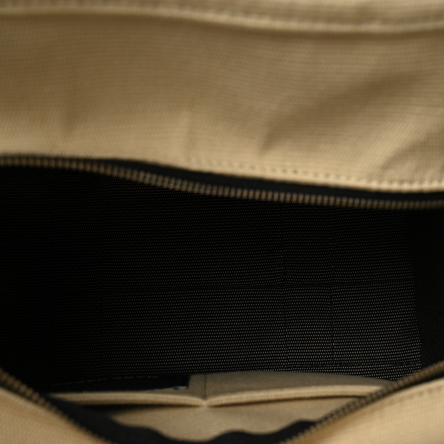 Jacquard Medium The Traveler Tote Bag Warm Sand