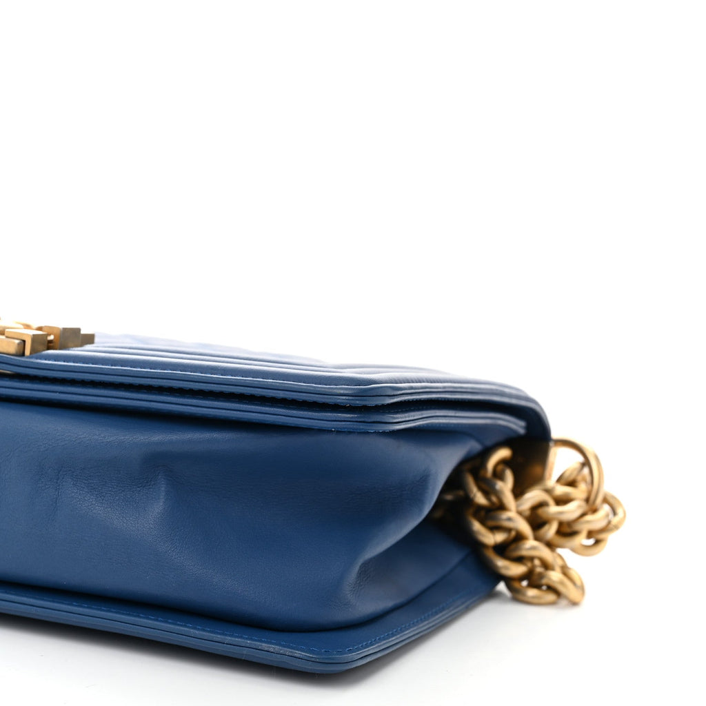 Lambskin Quilted Medium Boy Flap Blue