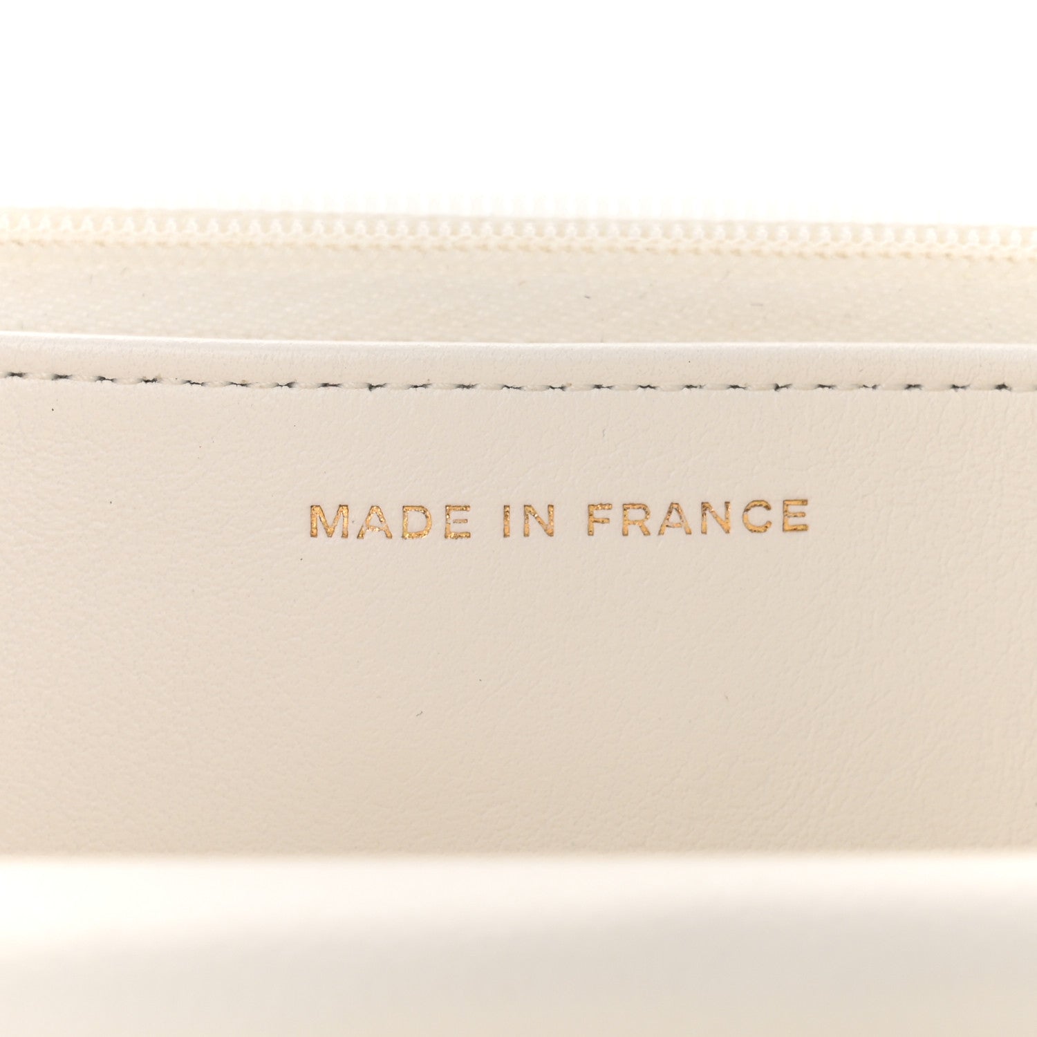 Caviar Quilted Wallet On Chain WOC White