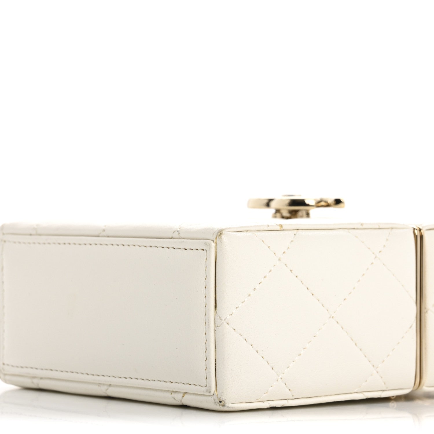 Lambskin Quilted Small Box With Chain White