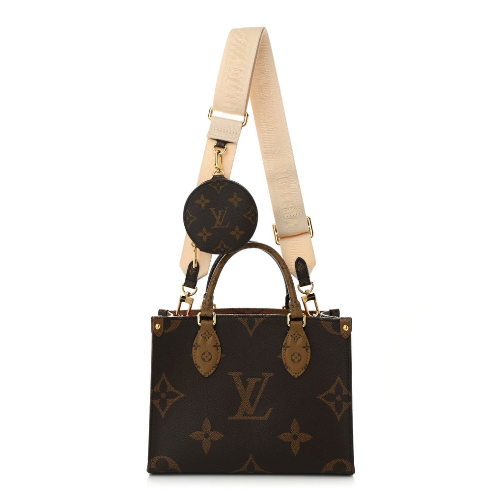 Reverse Monogram Giant Onthego PM