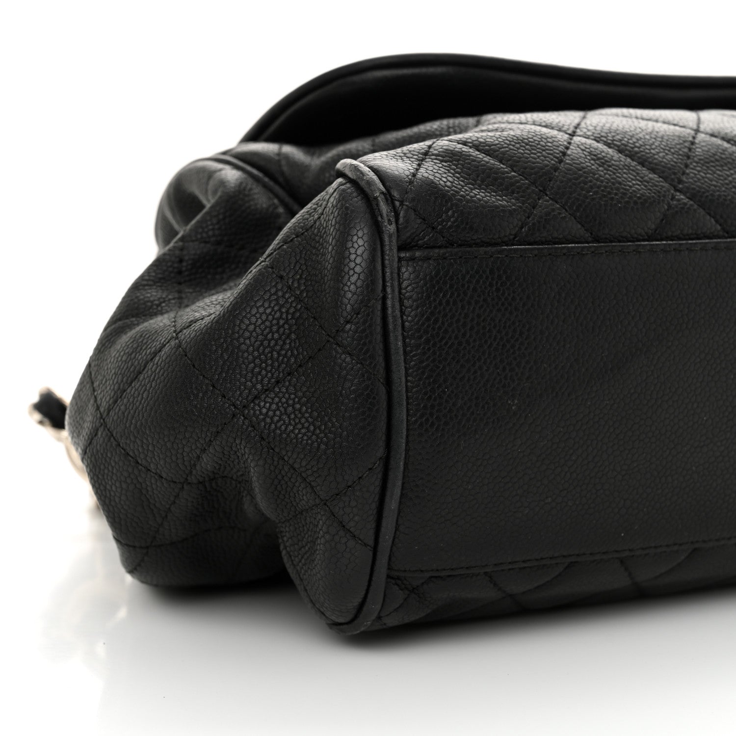 Caviar Quilted Timeless Accordion Flap Black