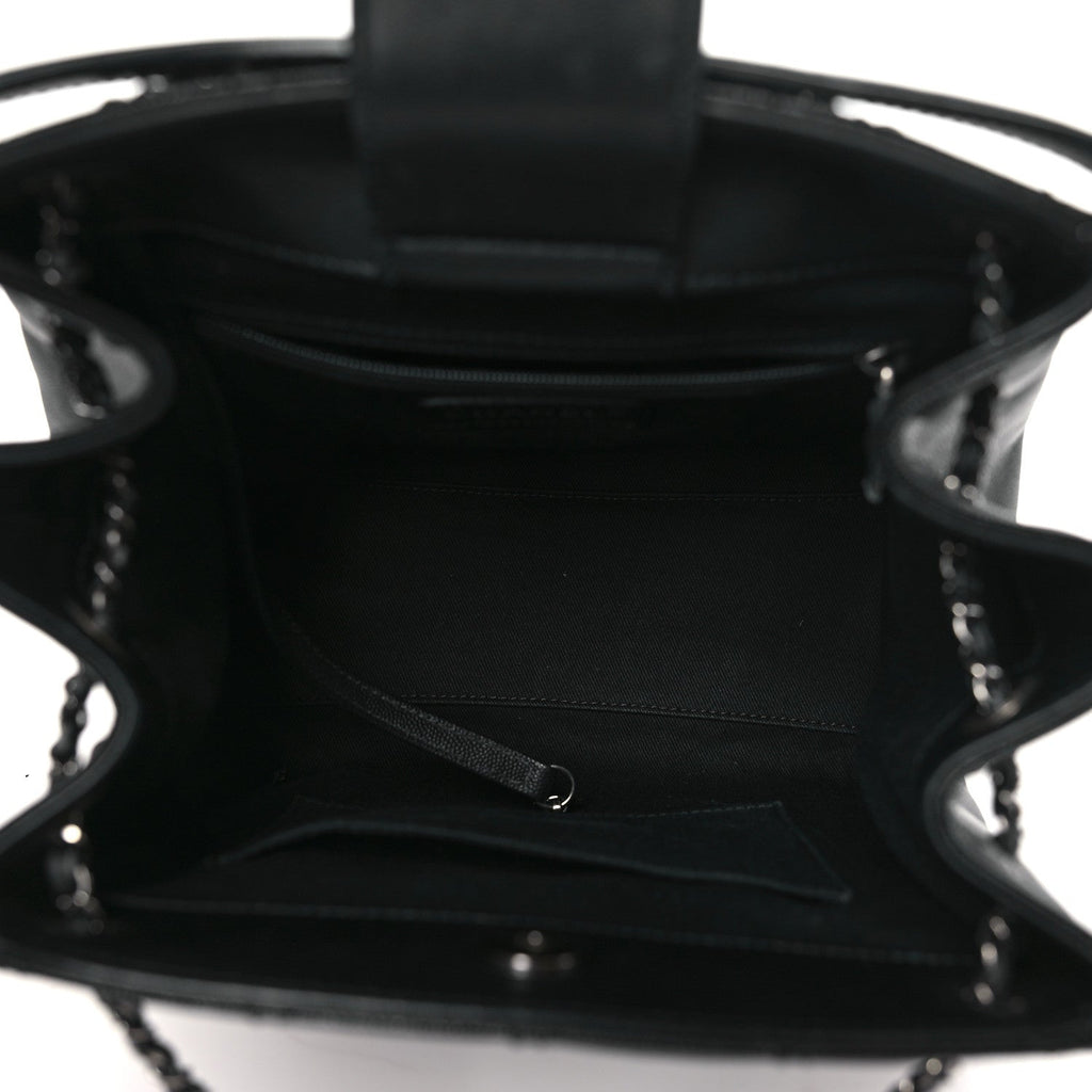 Caviar Quilted Medium CC Bucket Bag Black