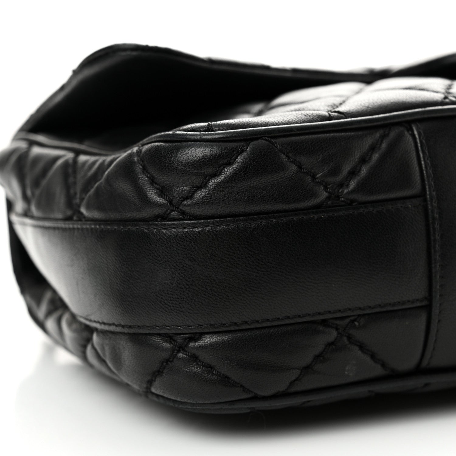 Lambskin Quilted Jumbo Easy Carry Flap Black