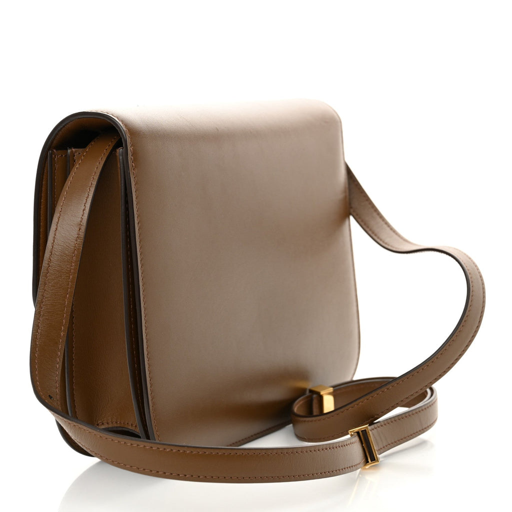 Box Calfskin Medium Classic Box Flap Bag Camel