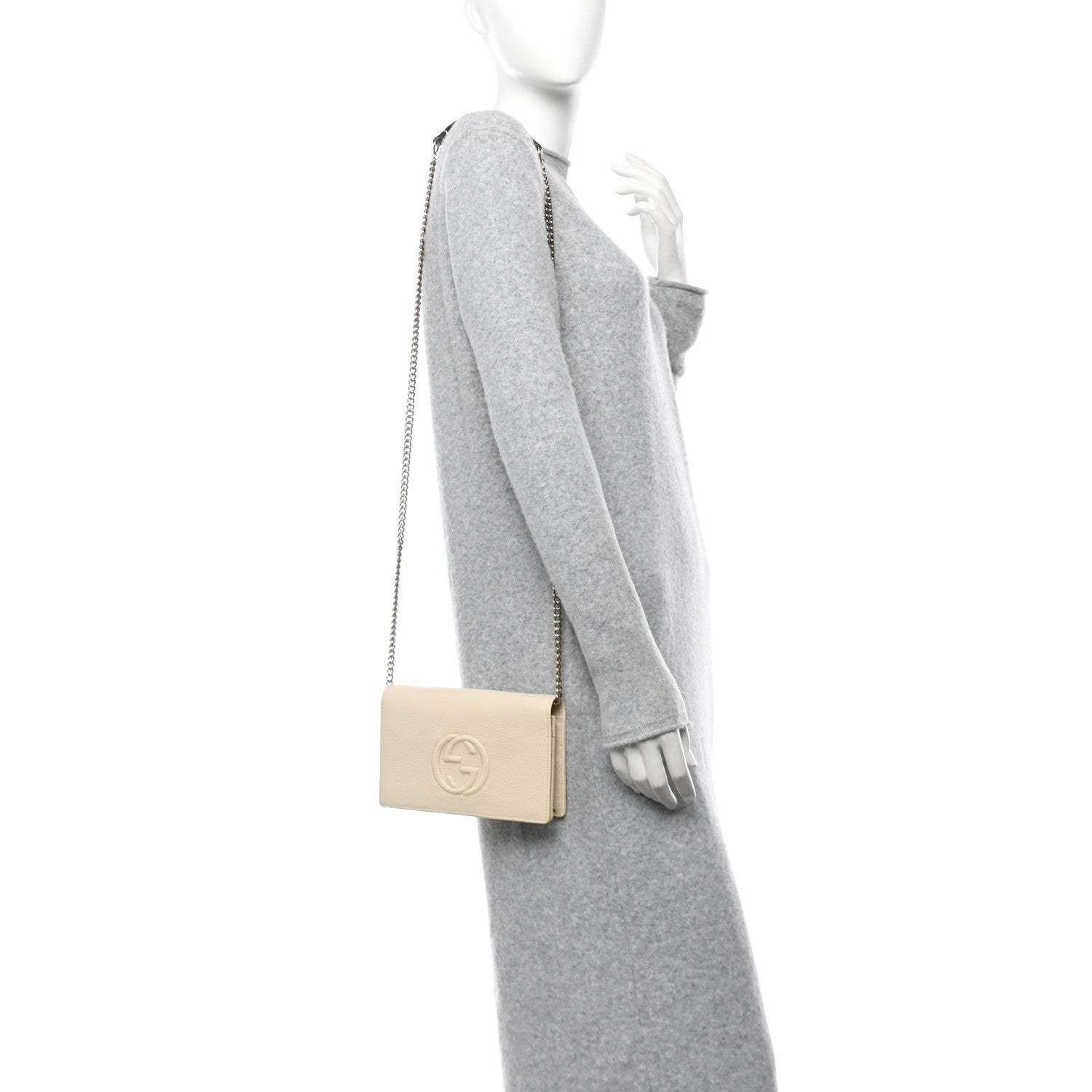 Pebbled Calfskin Soho Wallet on Chain Ivoire