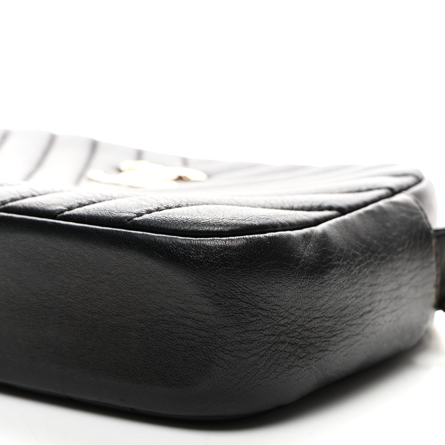 Lambskin Chevron Quilted Camera Case Black