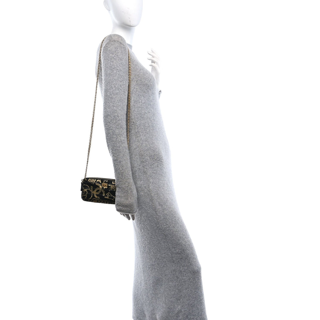 Calfskin Crocodile Embossed Graffiti 2.55 Cocodile Reissue Clutch With Chain Black Gold