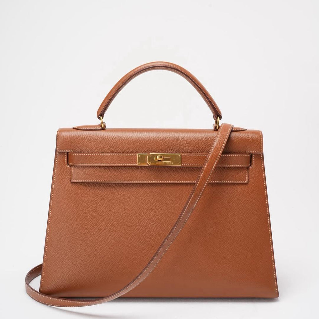 Hermès Vintage Kelly Sellier 32 Gold Leather V Cricle 1992