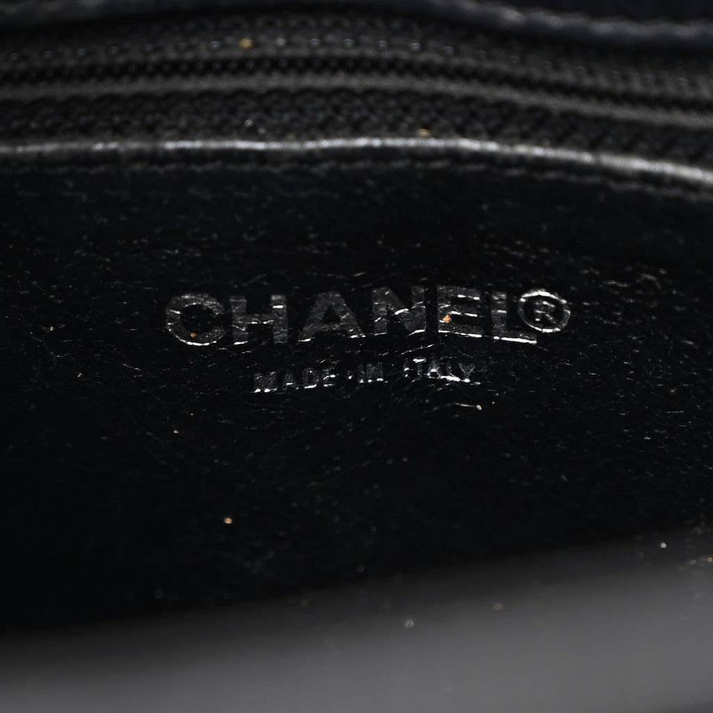 Caviar Quilted Medallion Tote Black