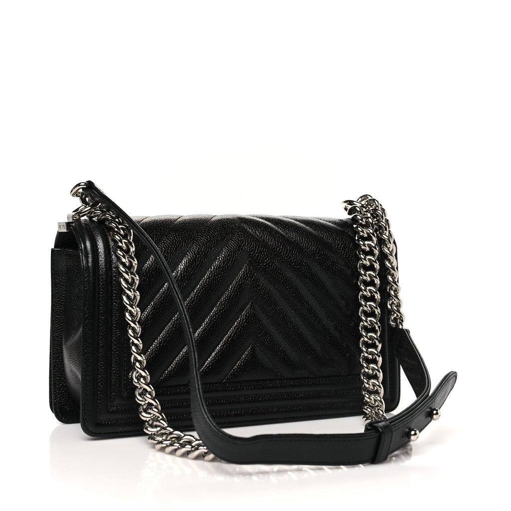 Caviar Chevron Quilted Medium Boy Flap Black