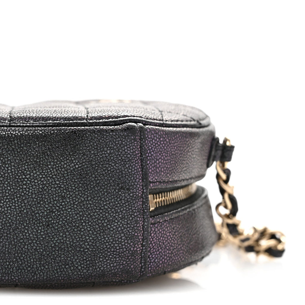Iridescent Caviar Quilted Round Clutch With Chain Black