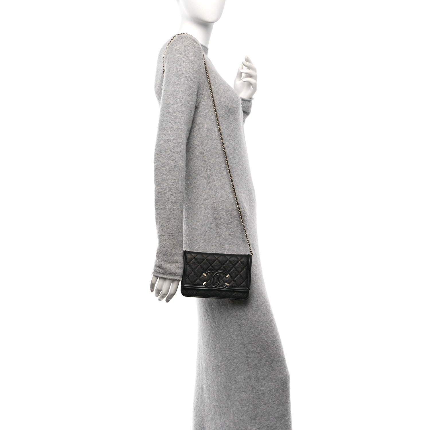 Caviar Quilted CC Filigree Wallet On Chain WOC Black