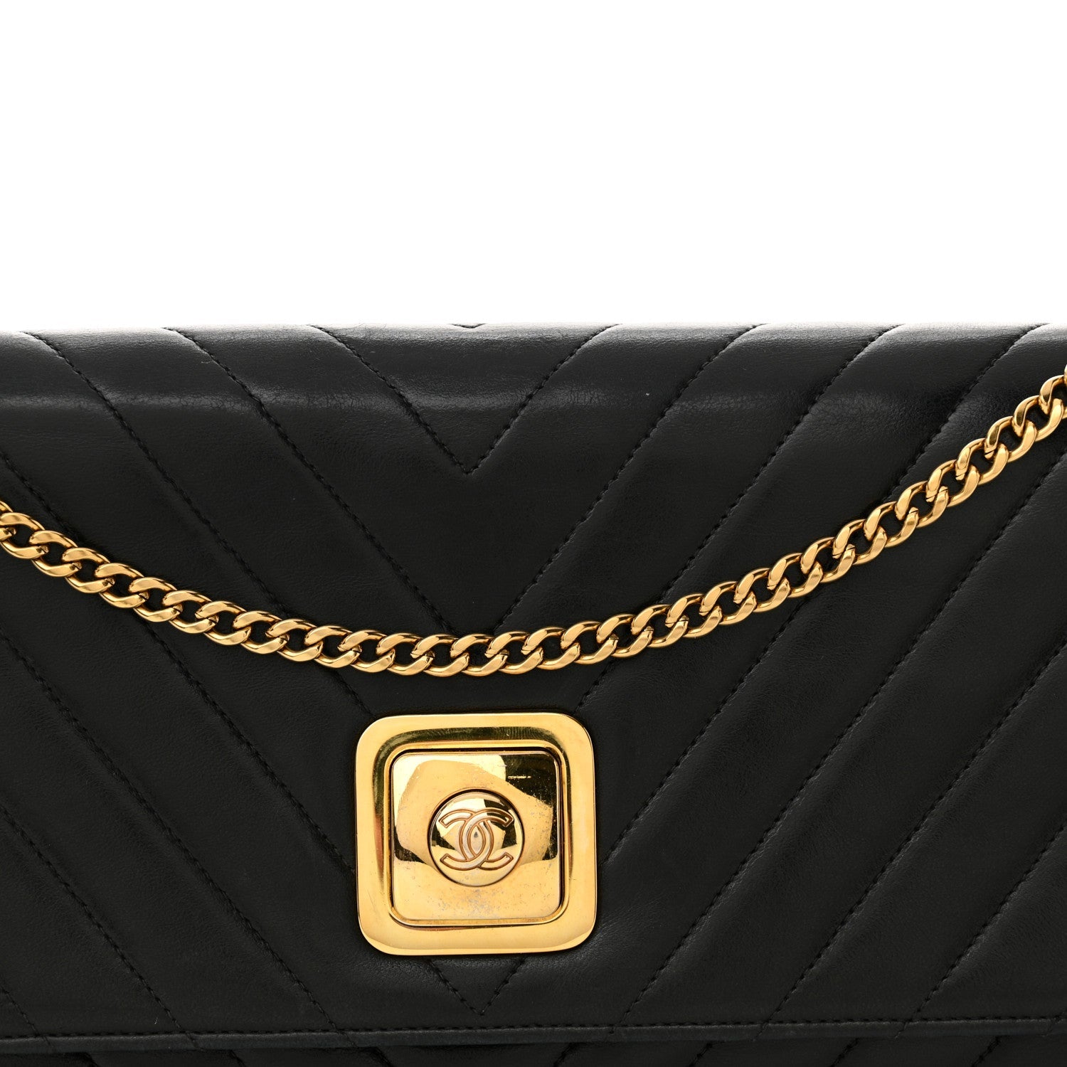 Lambskin Chevron Quilted Flap Black