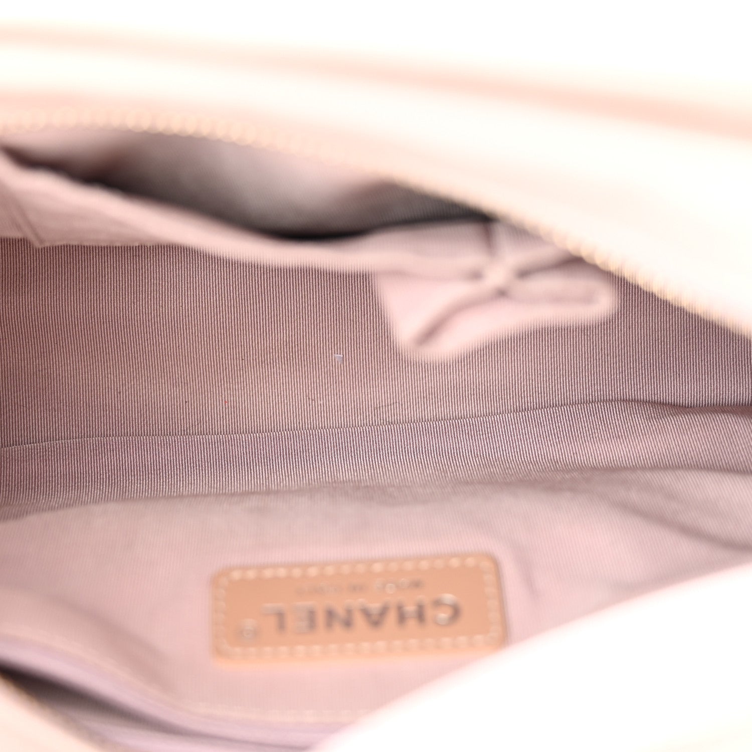Aged Calfskin Quilted New Medium Gabrielle Hobo Light Purple