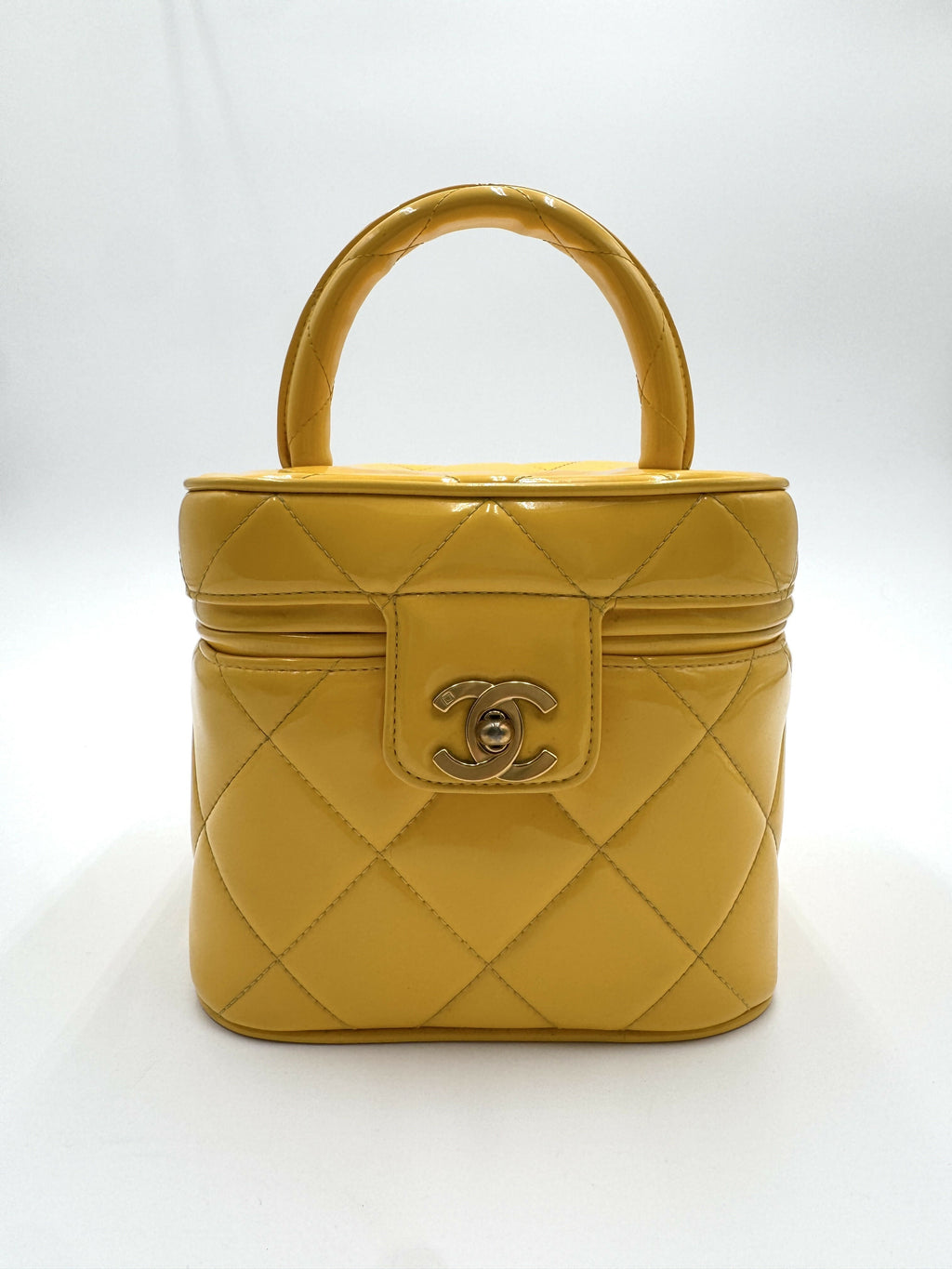 Chanel 1995 Vintage Barbie Yellow Heart-Mirror Vanity Case Bag