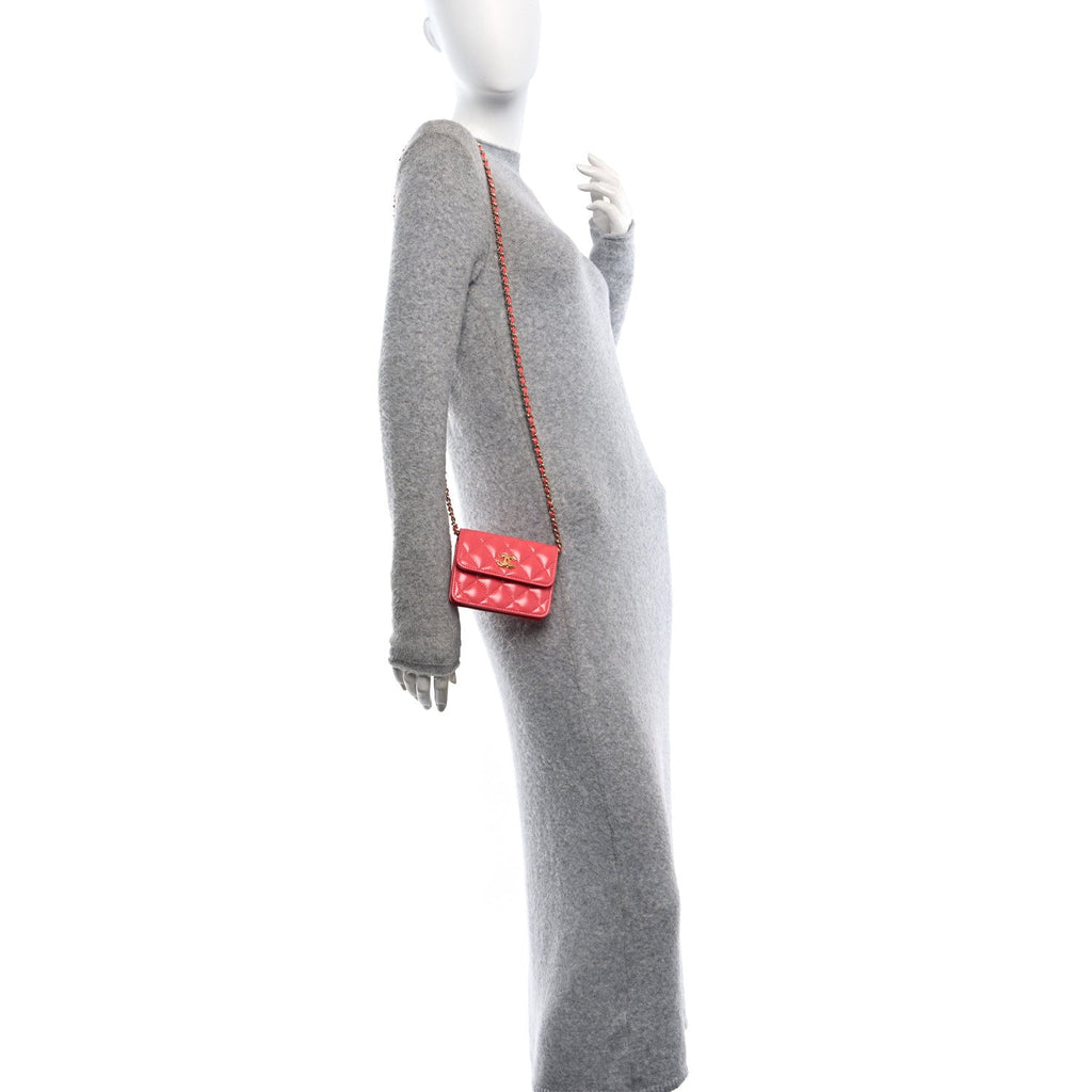 Shiny Lambskin Quilted  Holder On Chain Pink