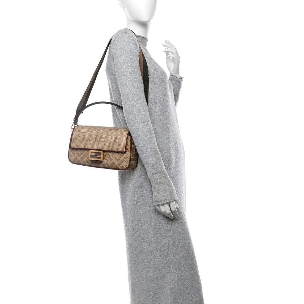 Canvas Vitello King FF Embroidered Baguette Sand Ghianda