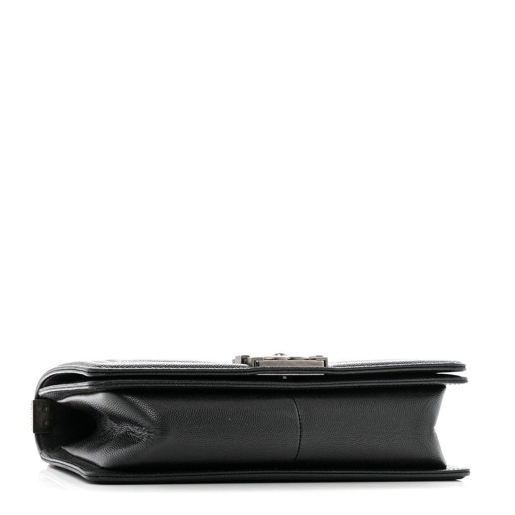 Caviar Quilted Medium Boy Flap Black