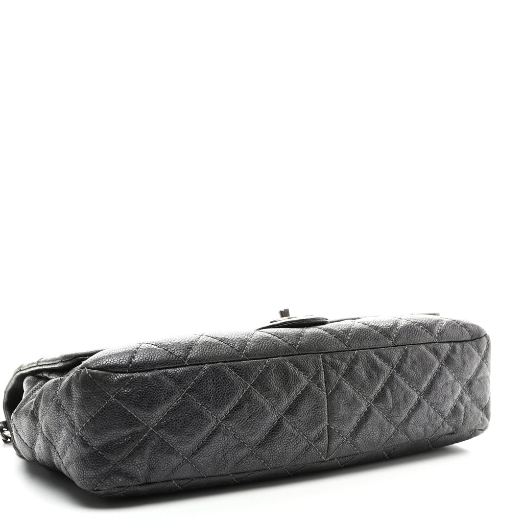 Iridescent Caviar Quilted Jumbo Easy Flap Grey
