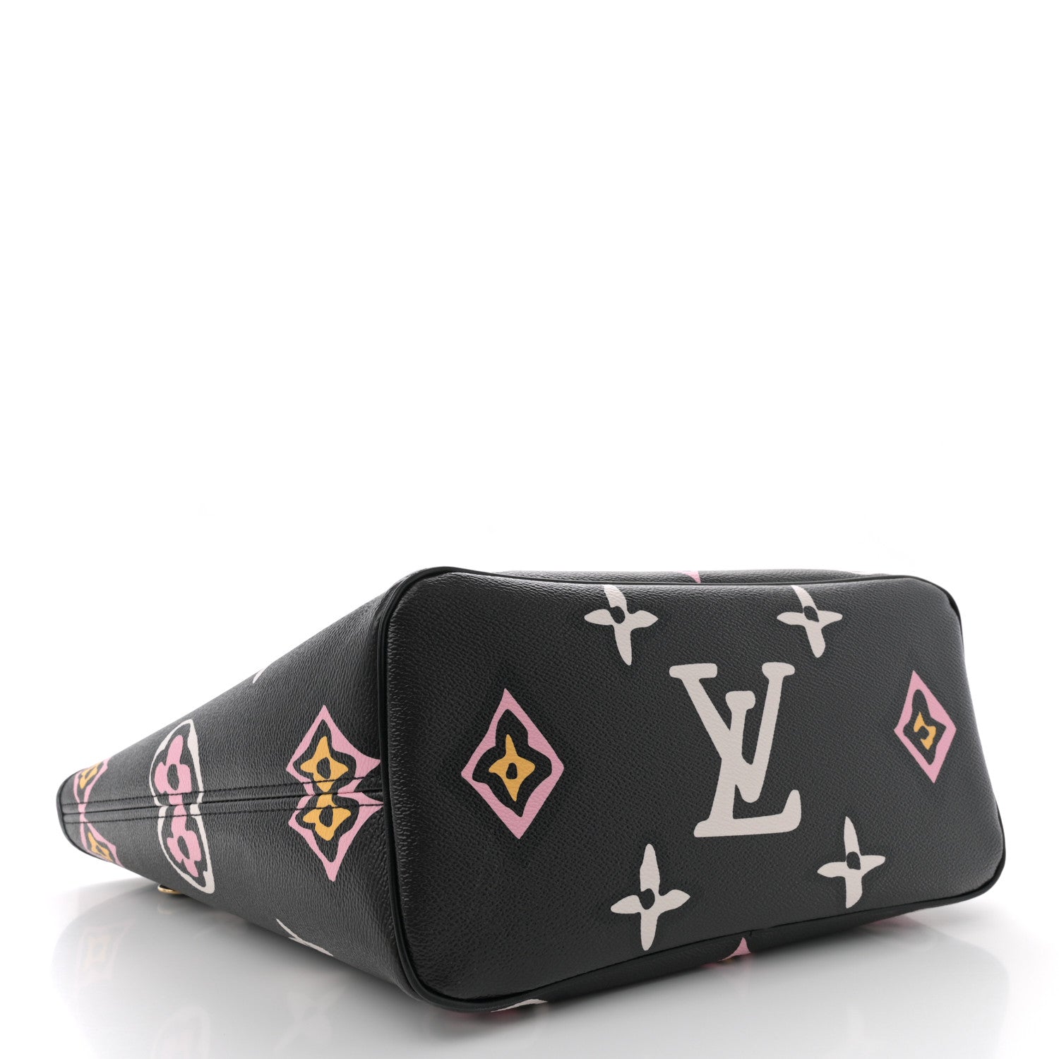 Monogram Giant Wild at Heart Neverfull MM Black