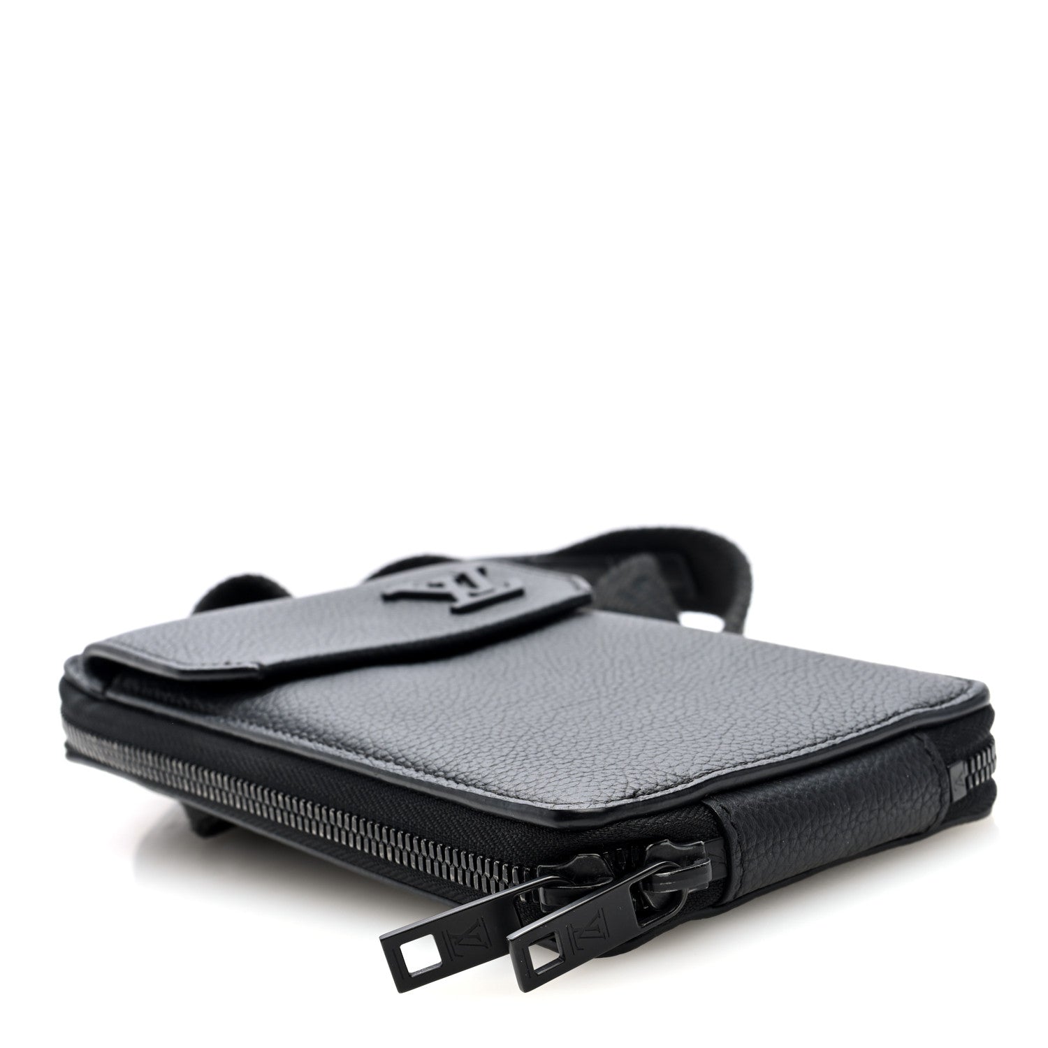 Grained Calfskin Aerogram Phone Pouch Black