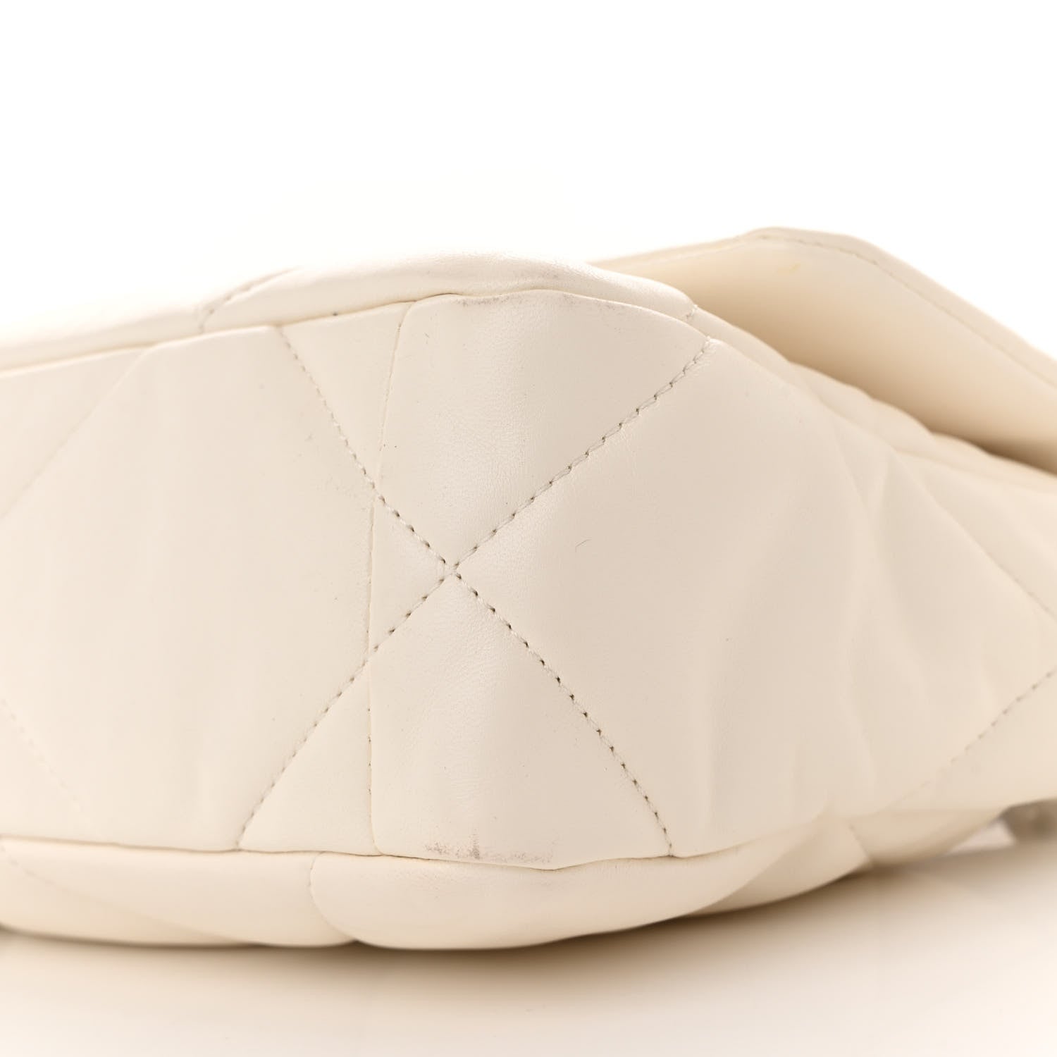 Goatskin Quilted Medium Chanel 19 Flap White