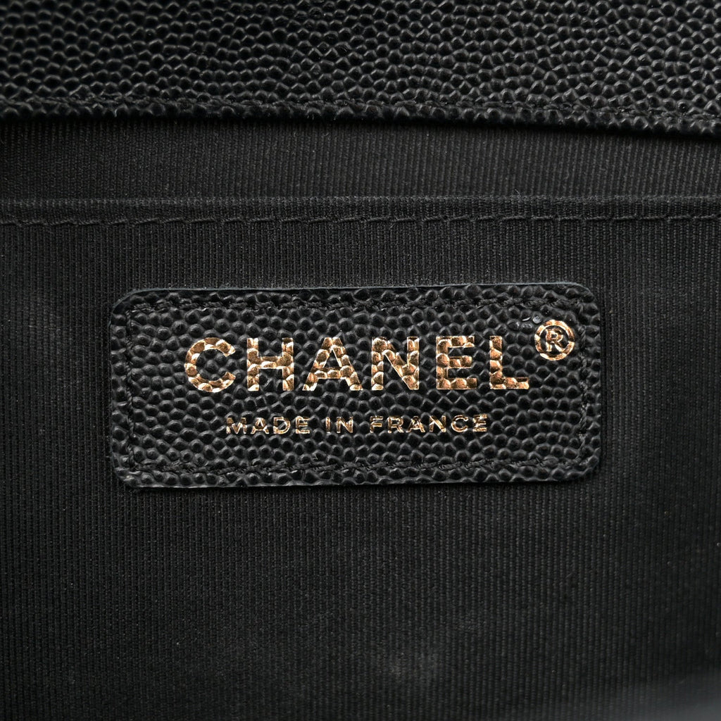 Caviar Quilted Medium Boy Flap Black