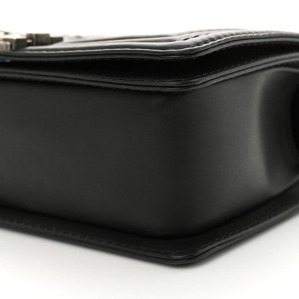 Calfskin Stitched Medium Boy Flap Black