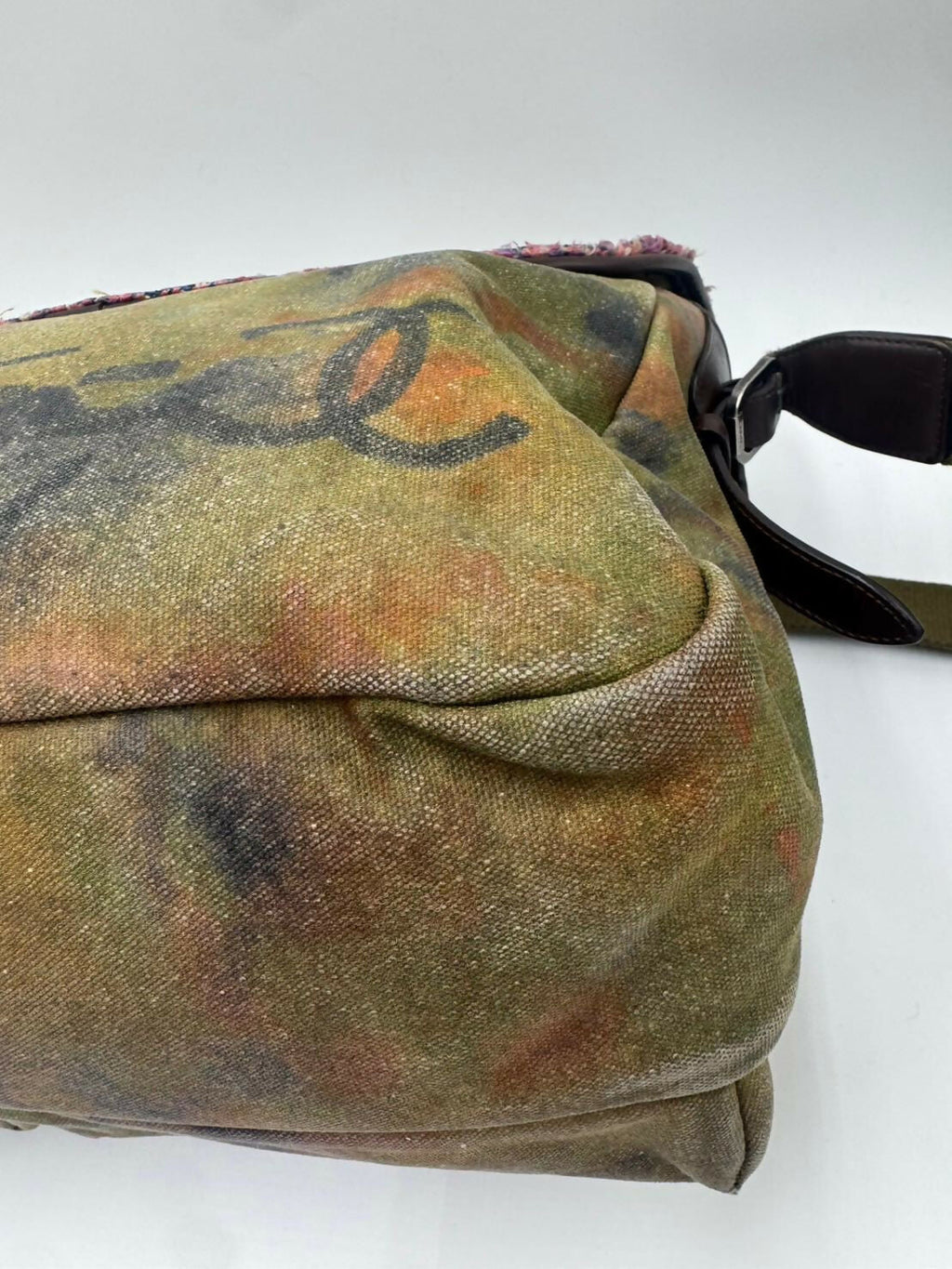 Chanel Graffiti Canvas Messenger Bag – Large Size