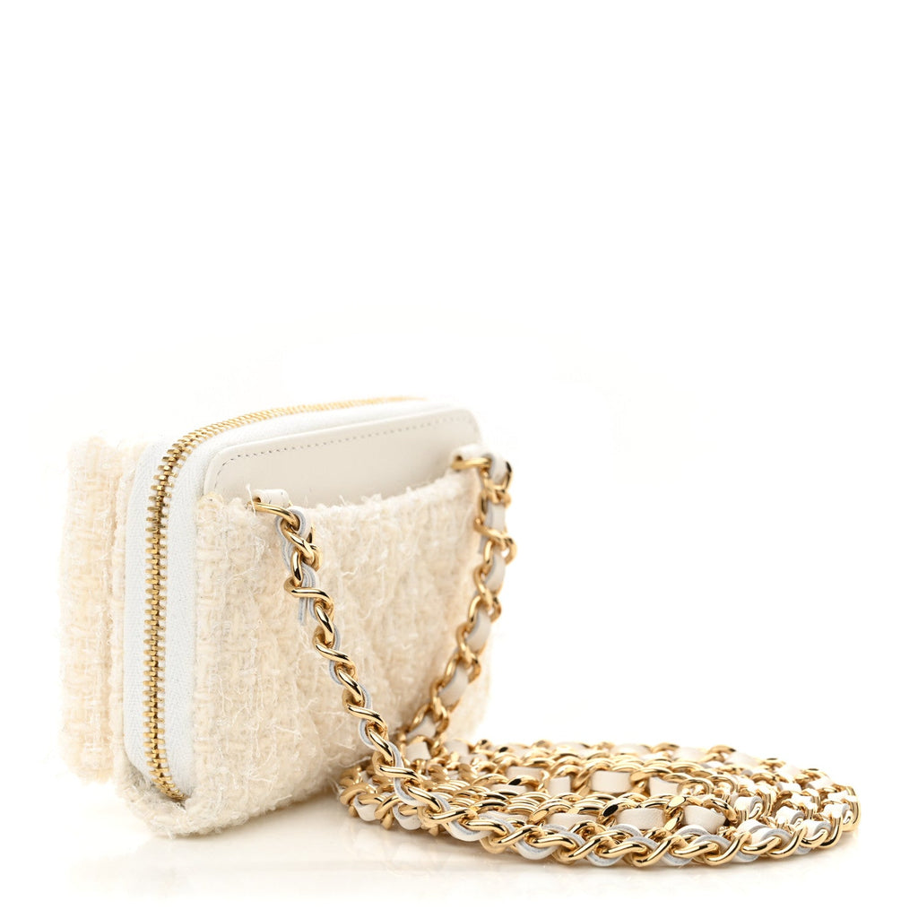 Tweed Quilted Bow Flap  Holder On Chain White