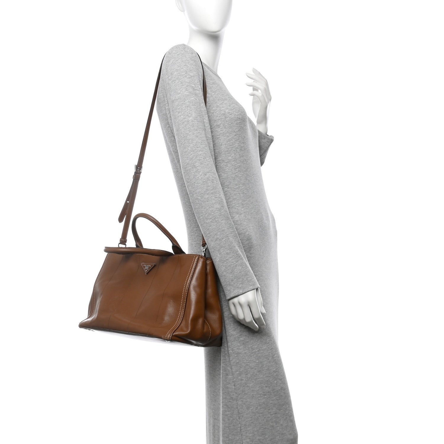 Soft Calfskin Tote Cannella
