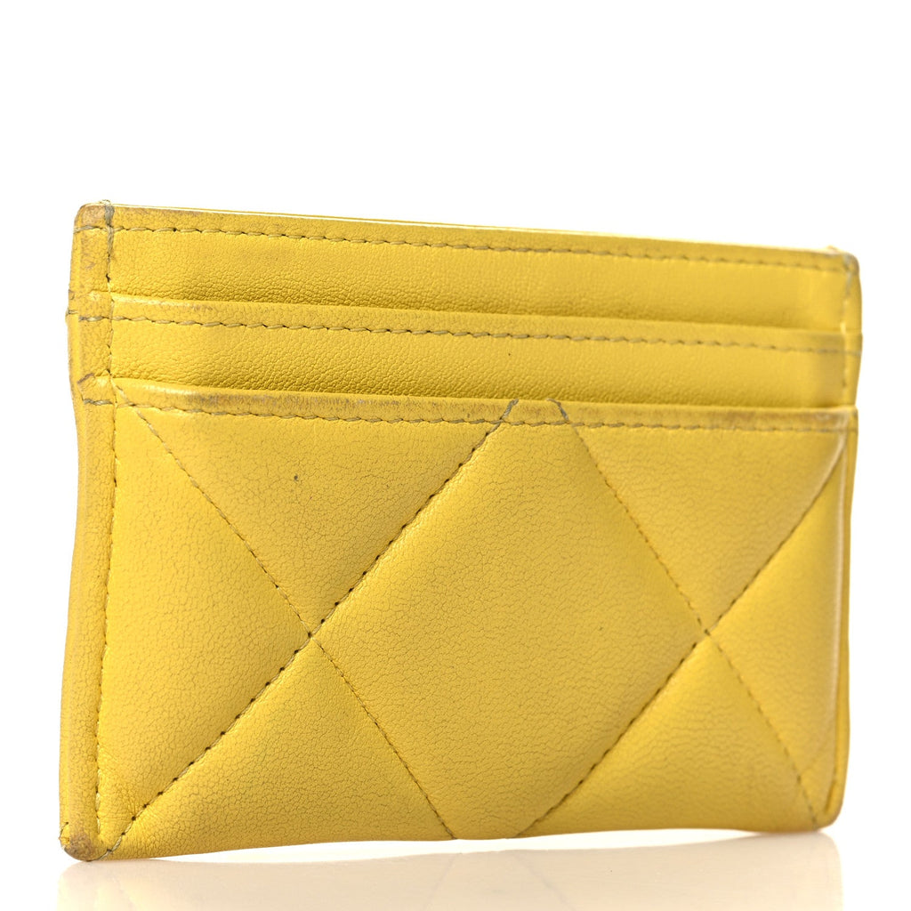 Lambskin Quilted Chanel 19  Holder Yellow