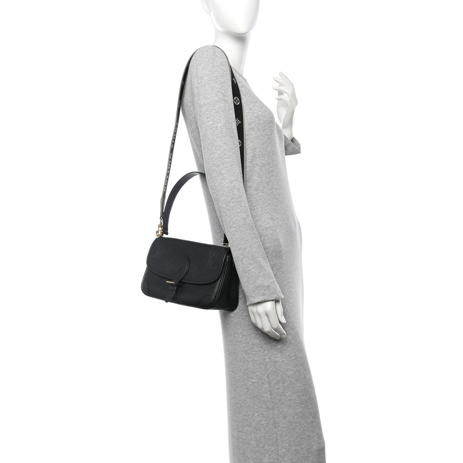 Empreinte Monogram Giant Diane Black