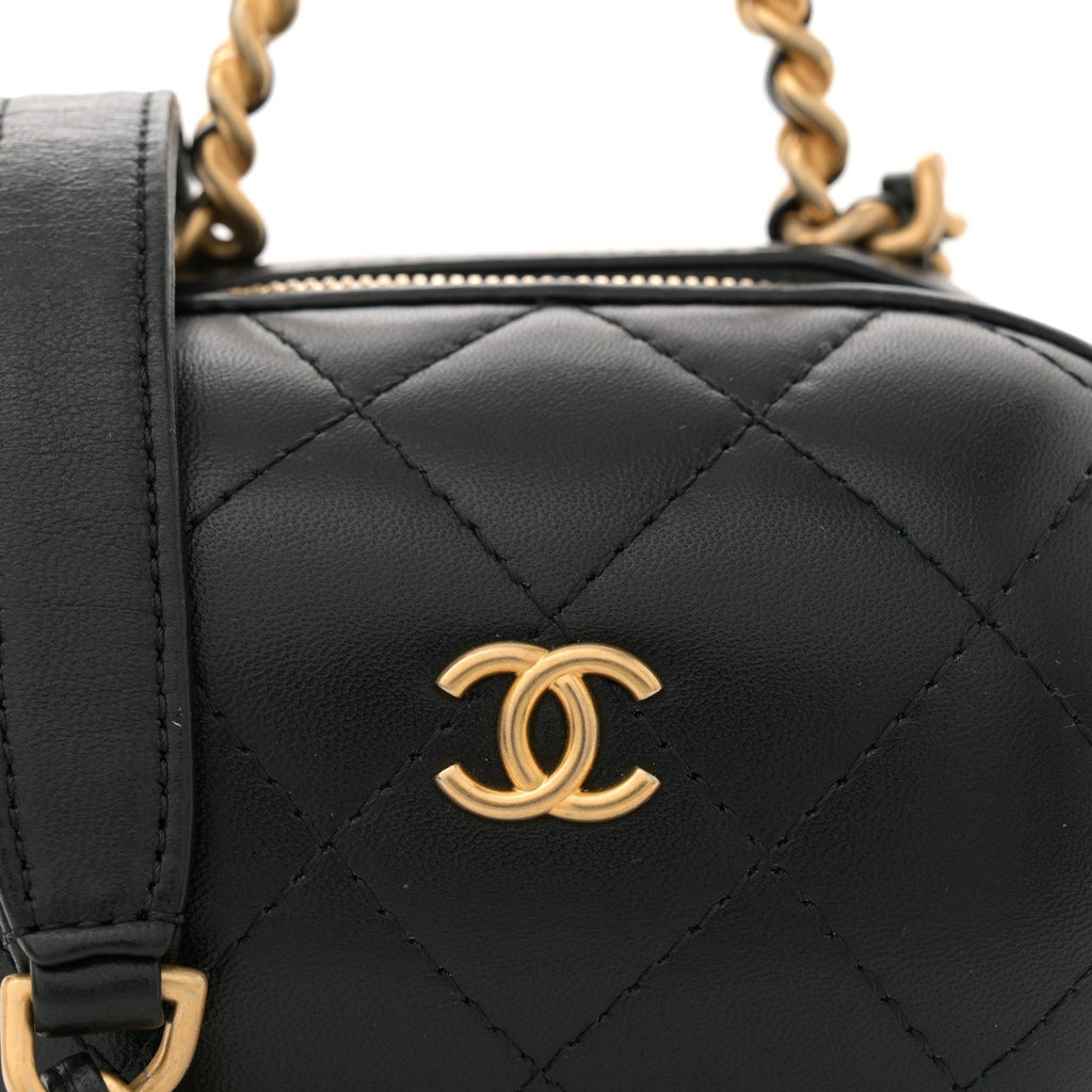 Lambskin Quilted Small CC Bubble Vanity Case With Chain Black
