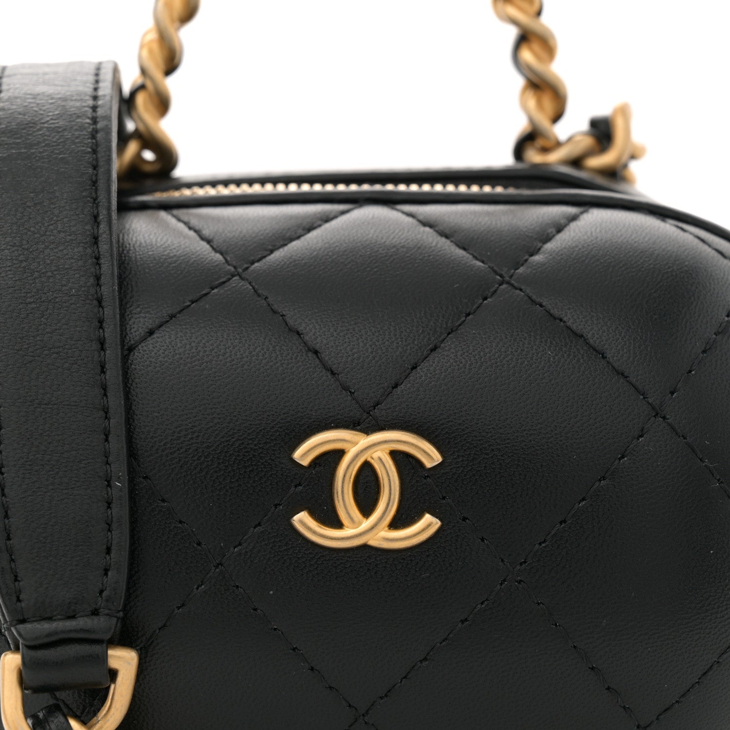 Lambskin Quilted Small CC Bubble Vanity Case With Chain Black