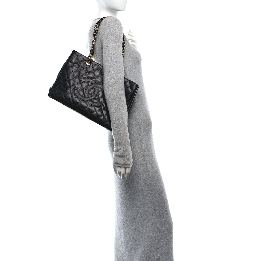 Caviar Quilted Grand Shopping Tote GST Black