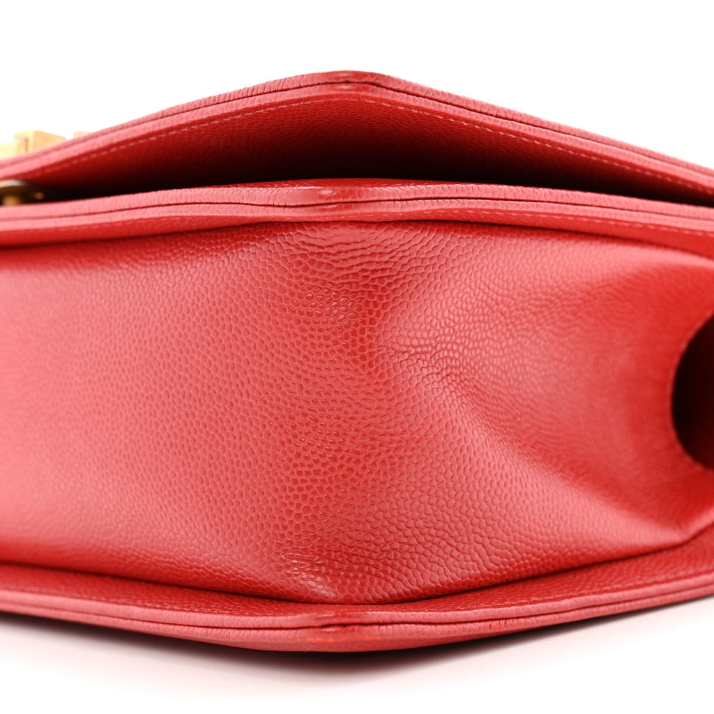 Caviar Chevron Quilted Medium Boy Flap Red