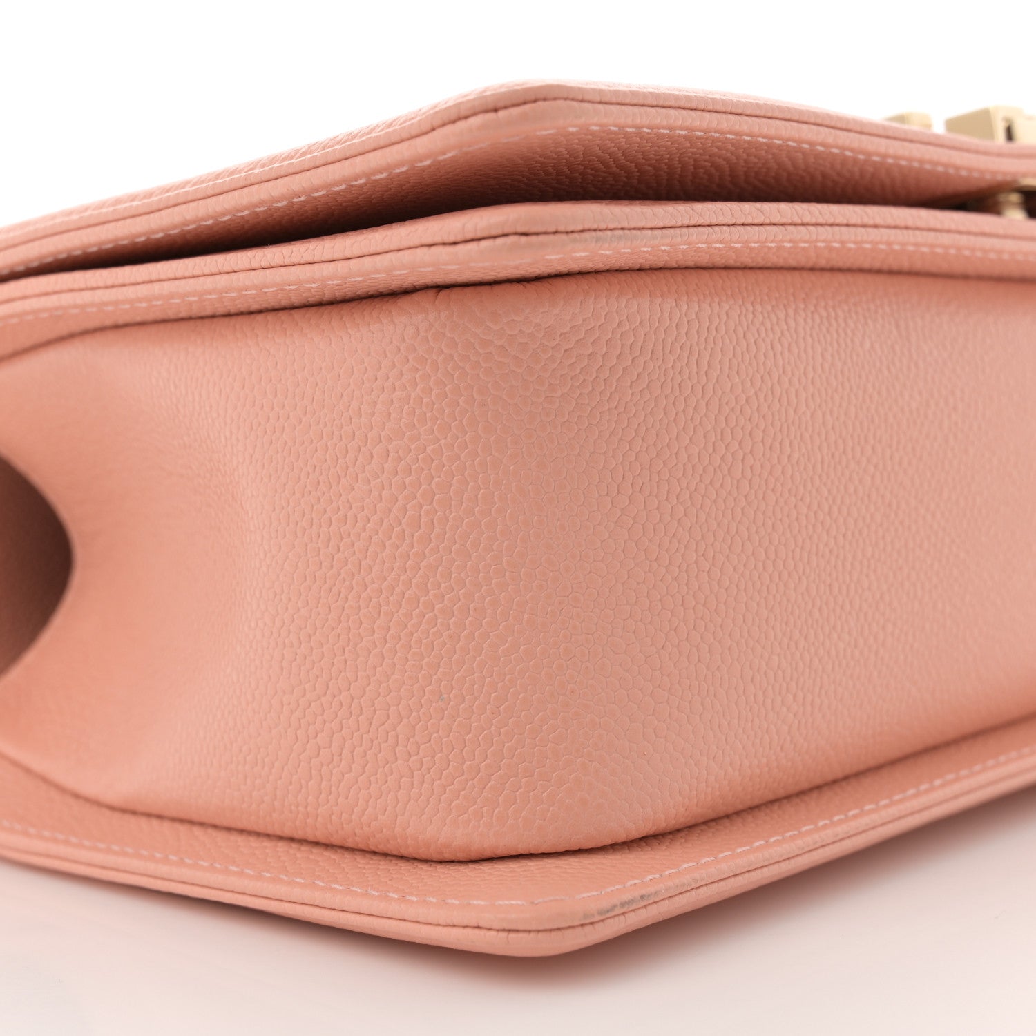 Caviar Chevron Quilted Medium Boy Flap Light Pink