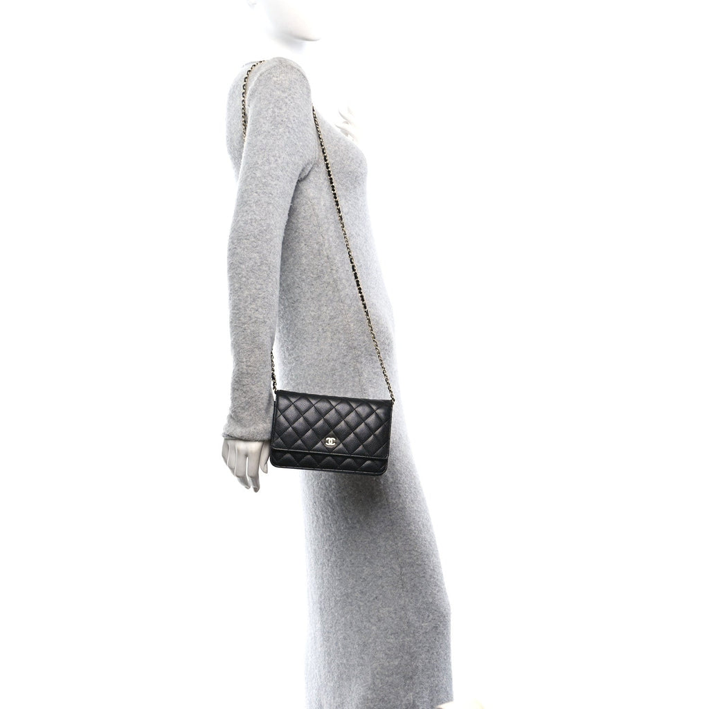Caviar Quilted Wallet on Chain WOC Black