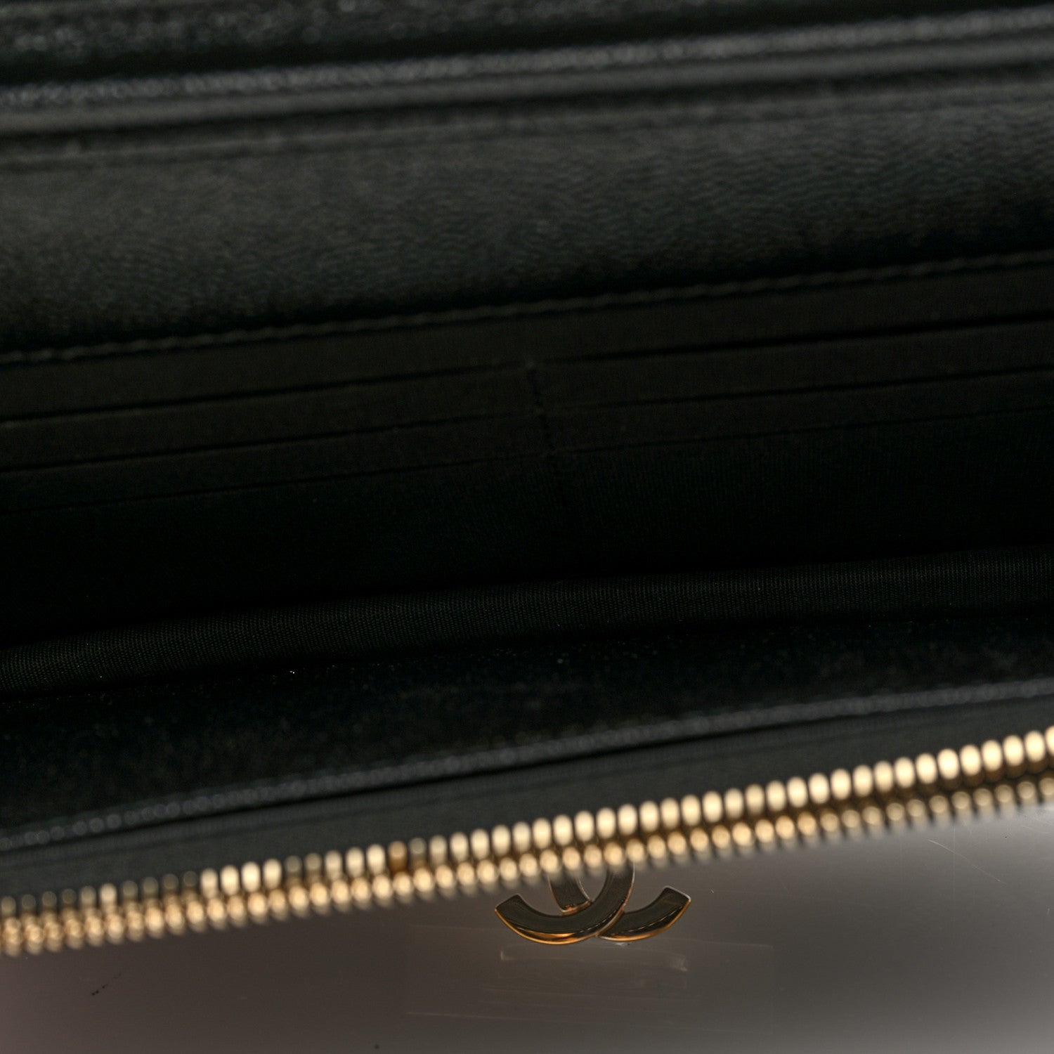 Caviar Quilted Golden Class Wallet On Chain WOC Black
