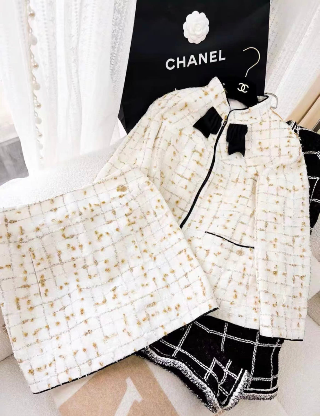 Chanel 19SS jacket and skirt set 36FR